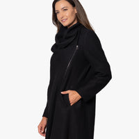 Far And Away Coat (*)